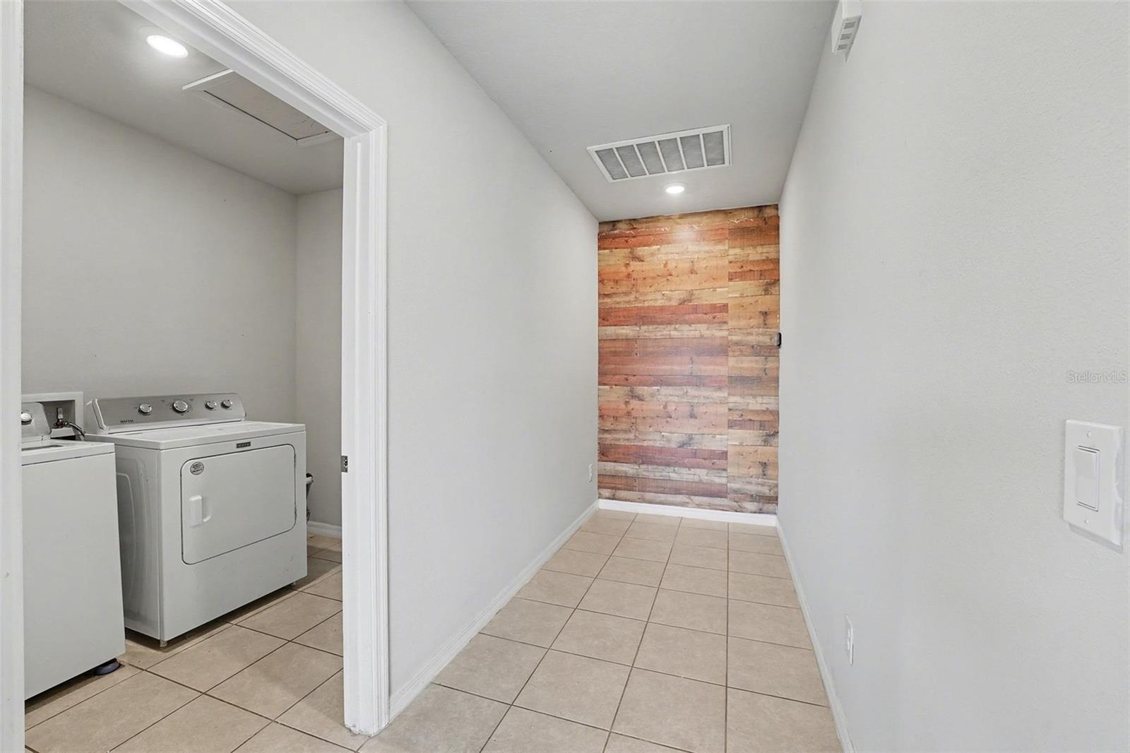 Image 21 of 29 For 1517 Congaree Street