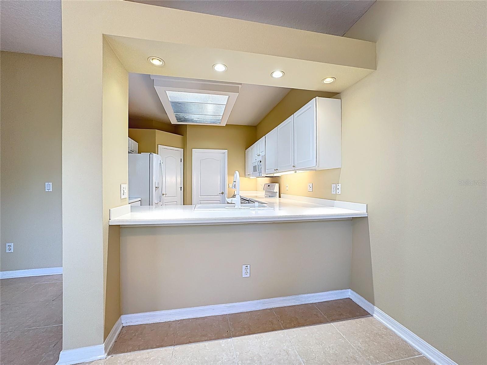 Image 18 of 46 For 2409 Twickingham Court