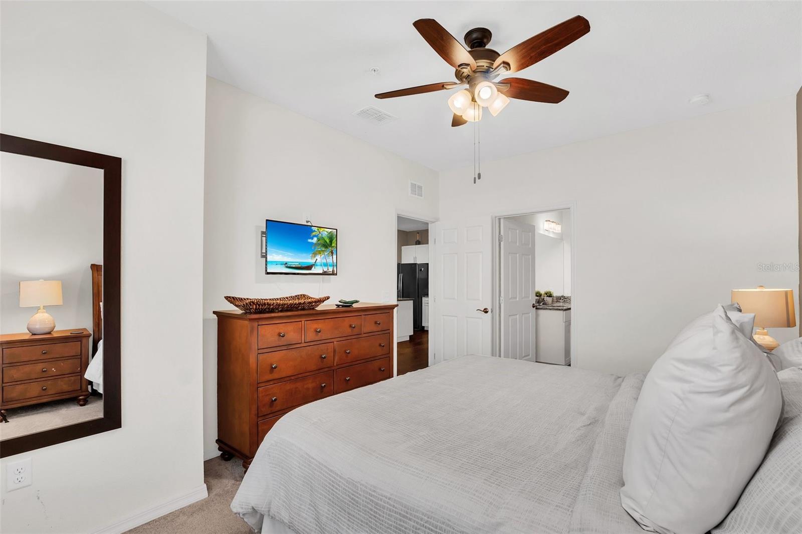 Image 10 of 25 For 8932 Shine Drive