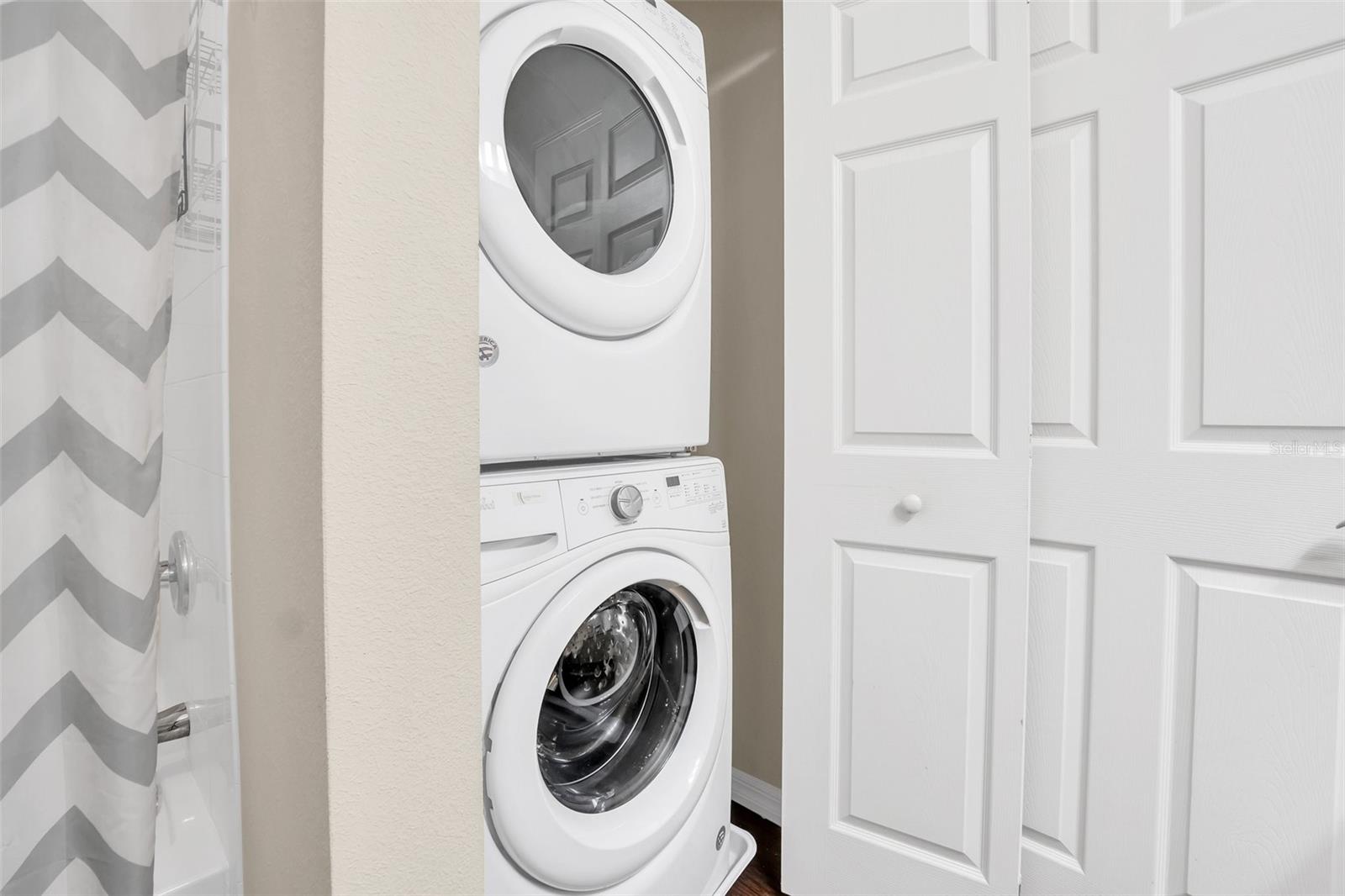 Image 15 of 25 For 8932 Shine Drive