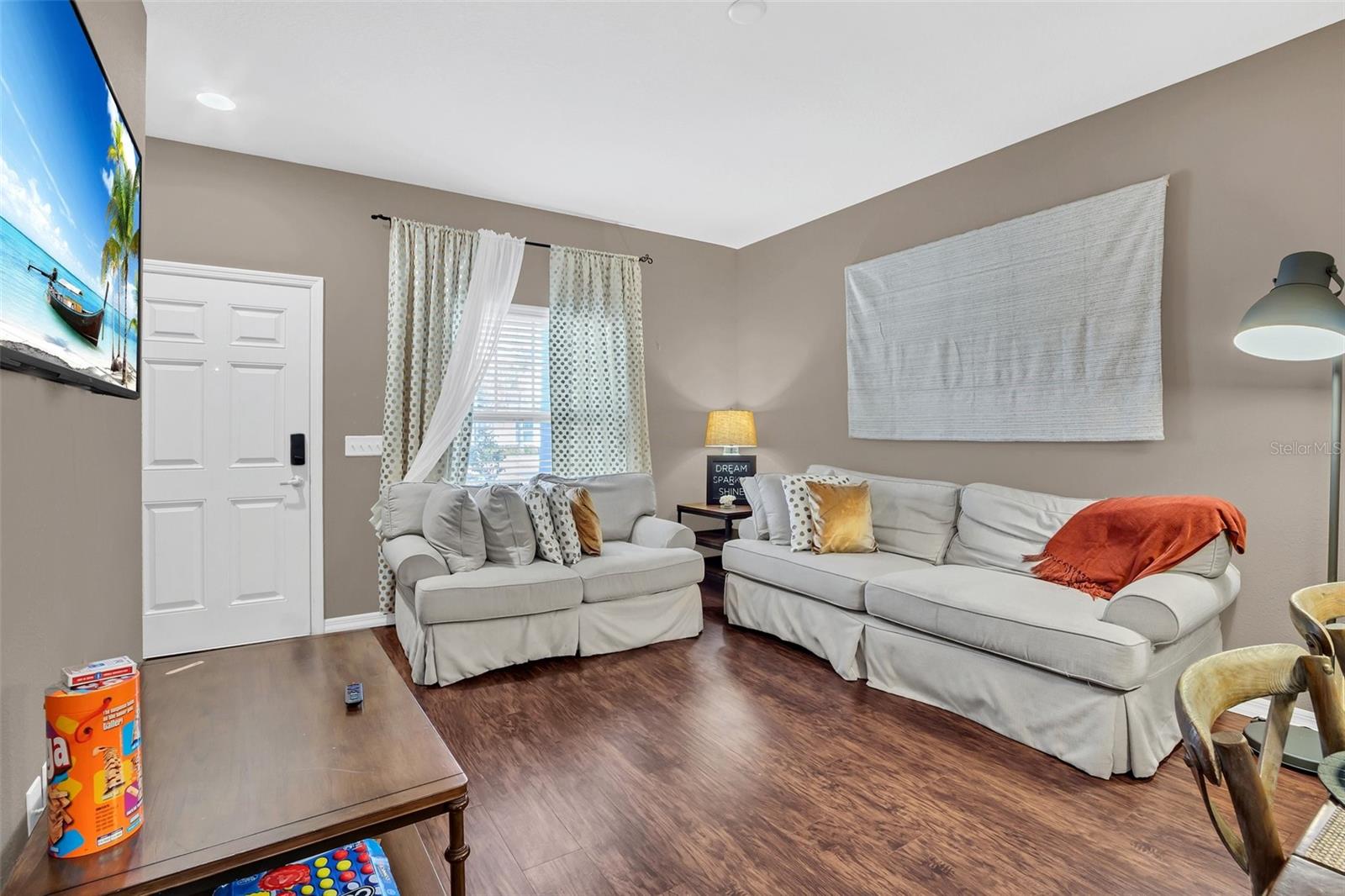 Image 3 of 25 For 8932 Shine Drive