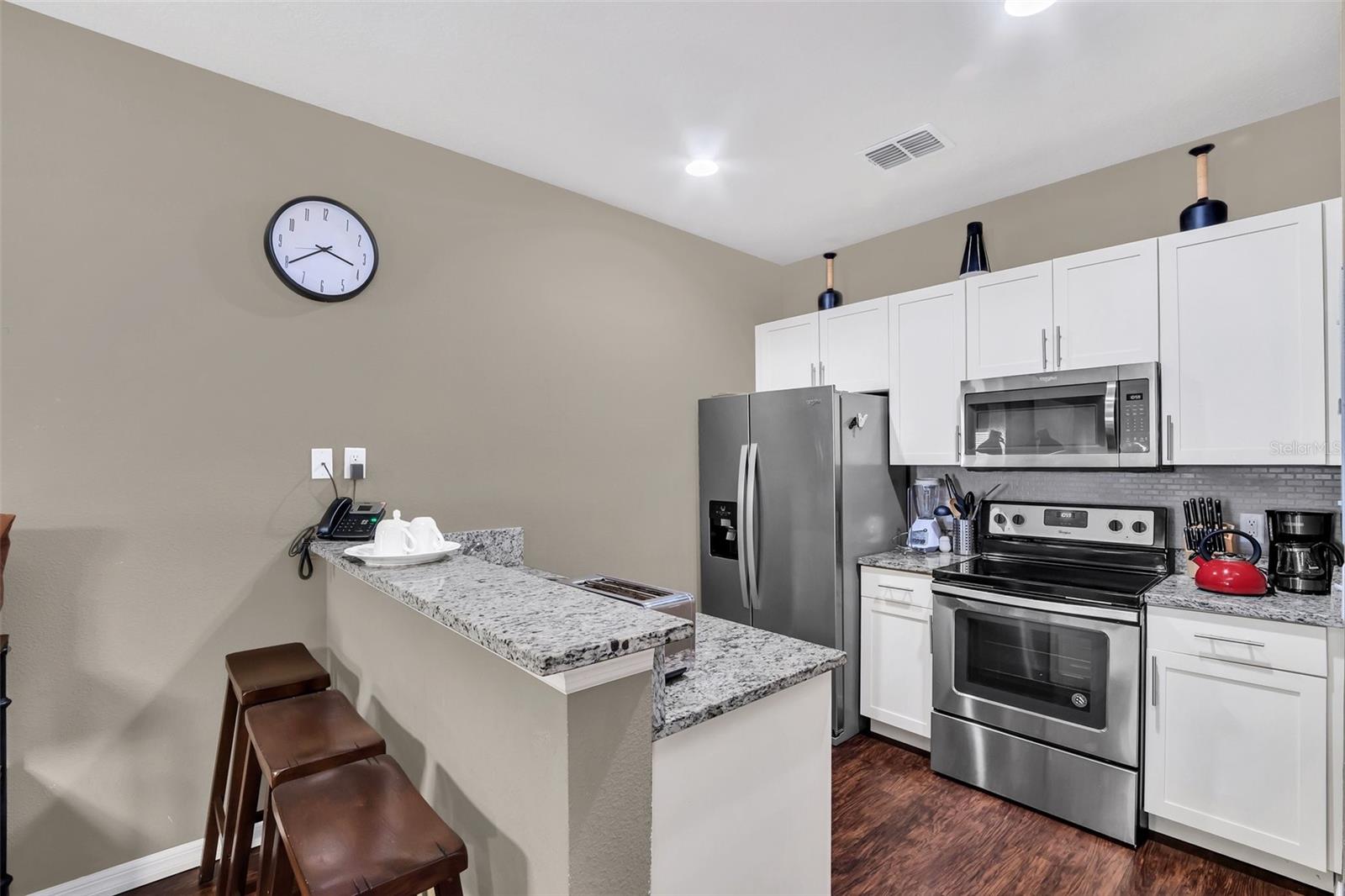 Image 6 of 25 For 8932 Shine Drive