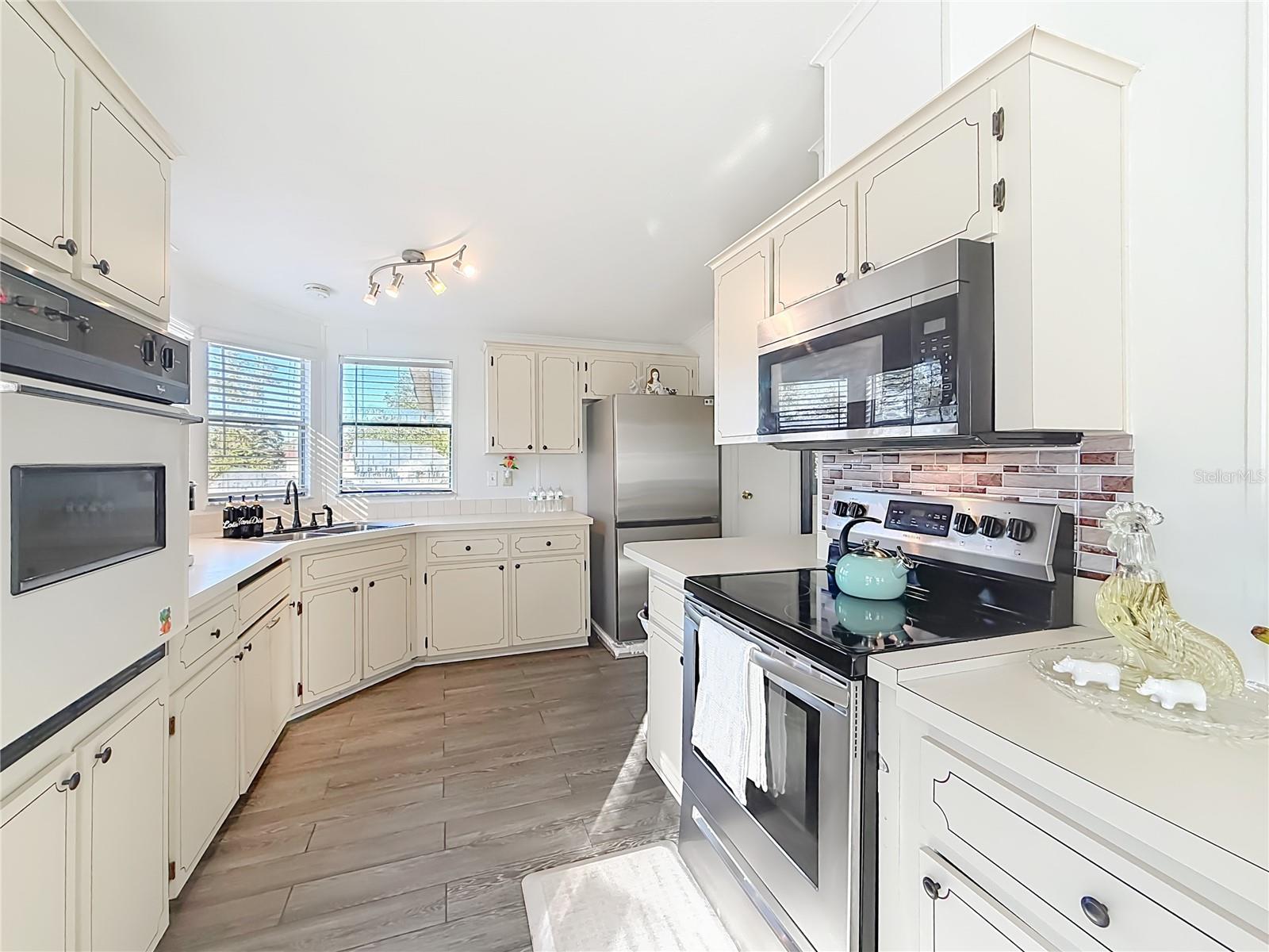 Image 14 of 55 For 14291 26th Street