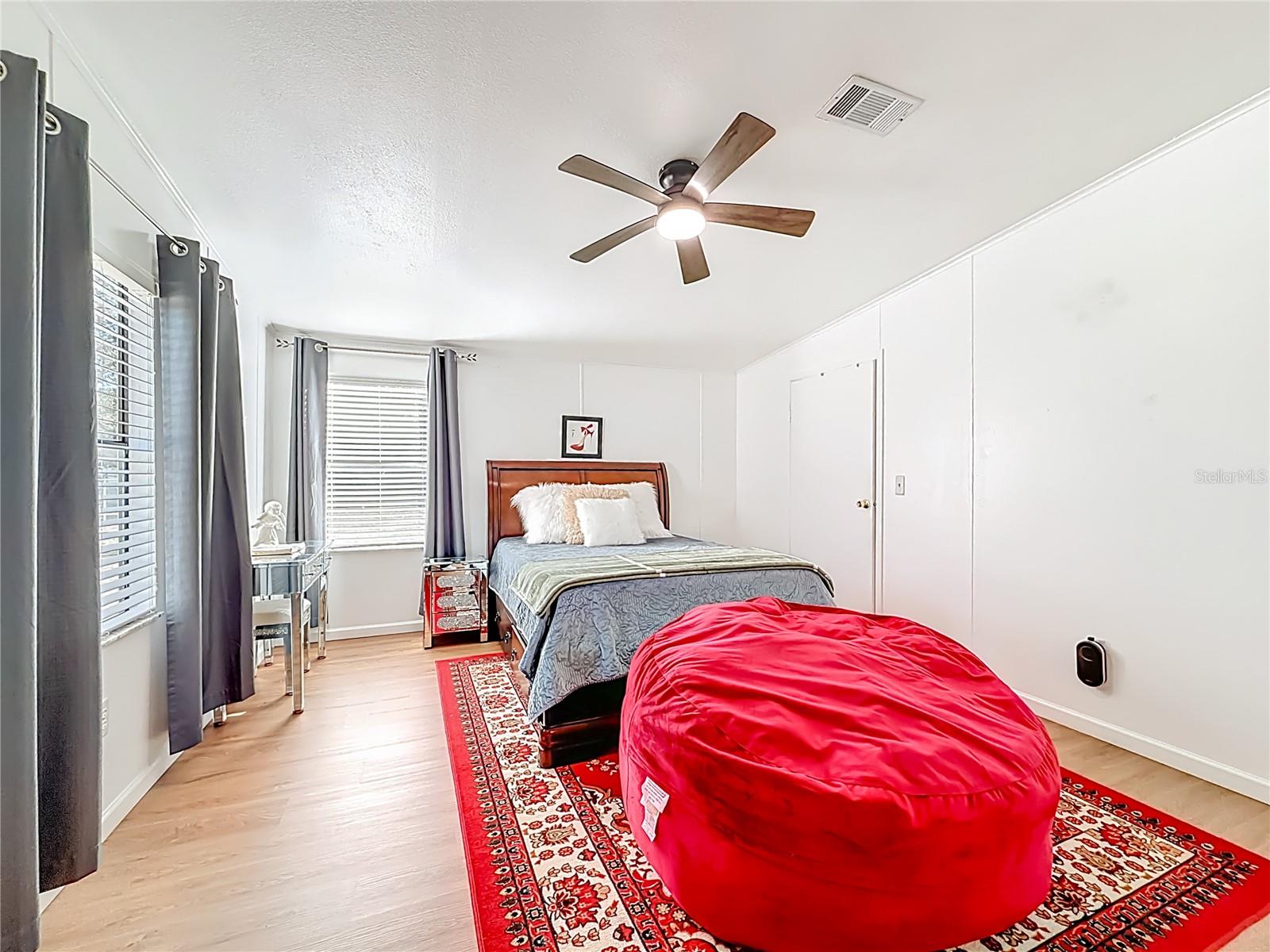 Image 27 of 55 For 14291 26th Street