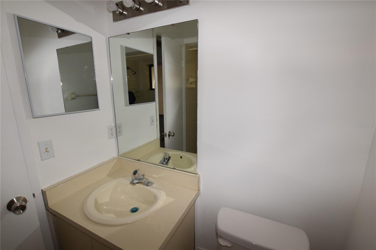 Image 12 of 14 For 3641 Westland Court