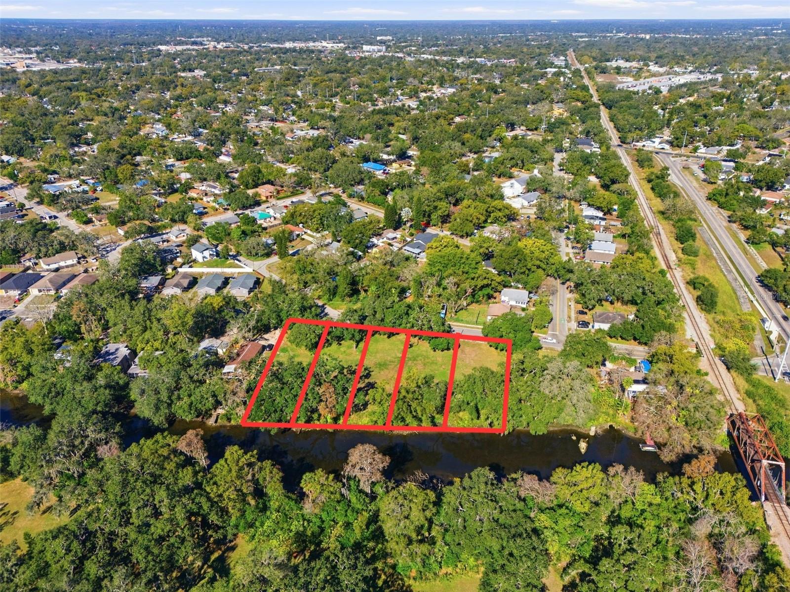 Image 7 of 18 For 2011 Mulberry Drive