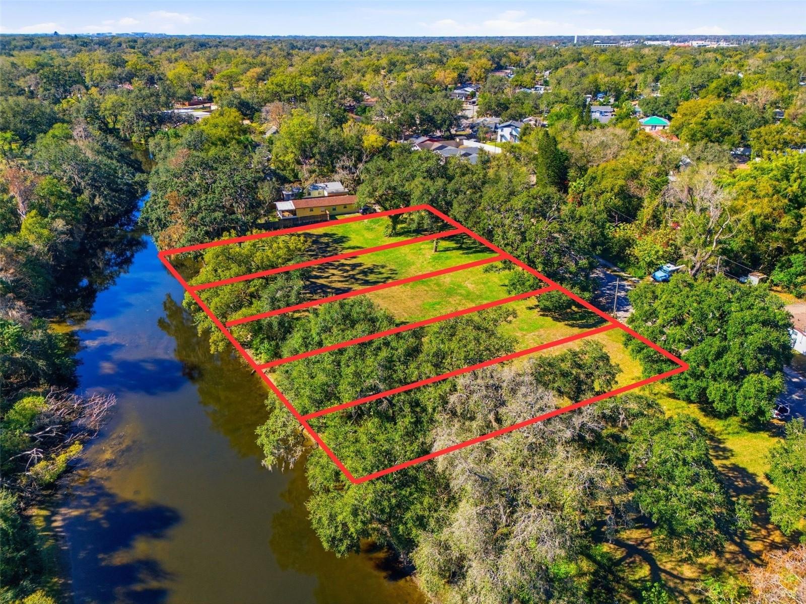 Image 9 of 18 For 2011 Mulberry Drive