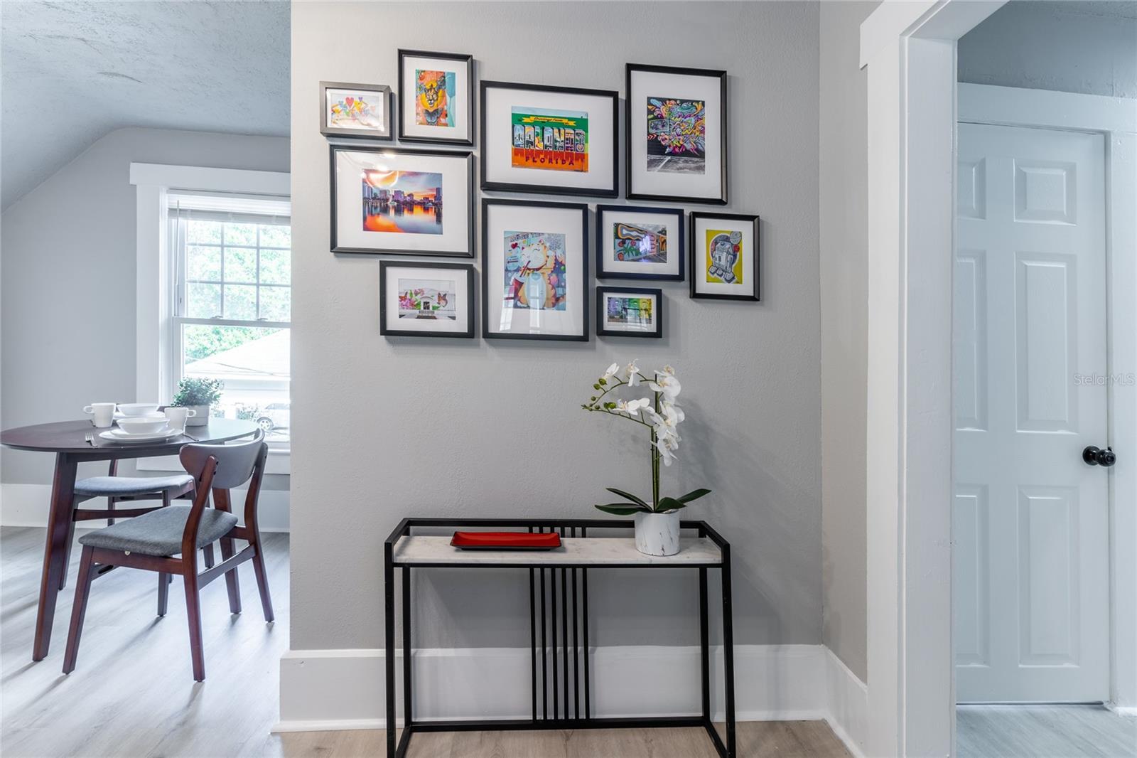 Image 5 of 36 For 515.5 Daniels Avenue