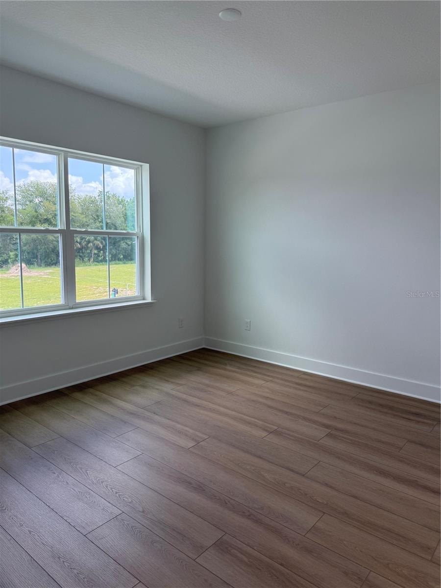 Image 19 of 34 For 1012 Gloryland Court