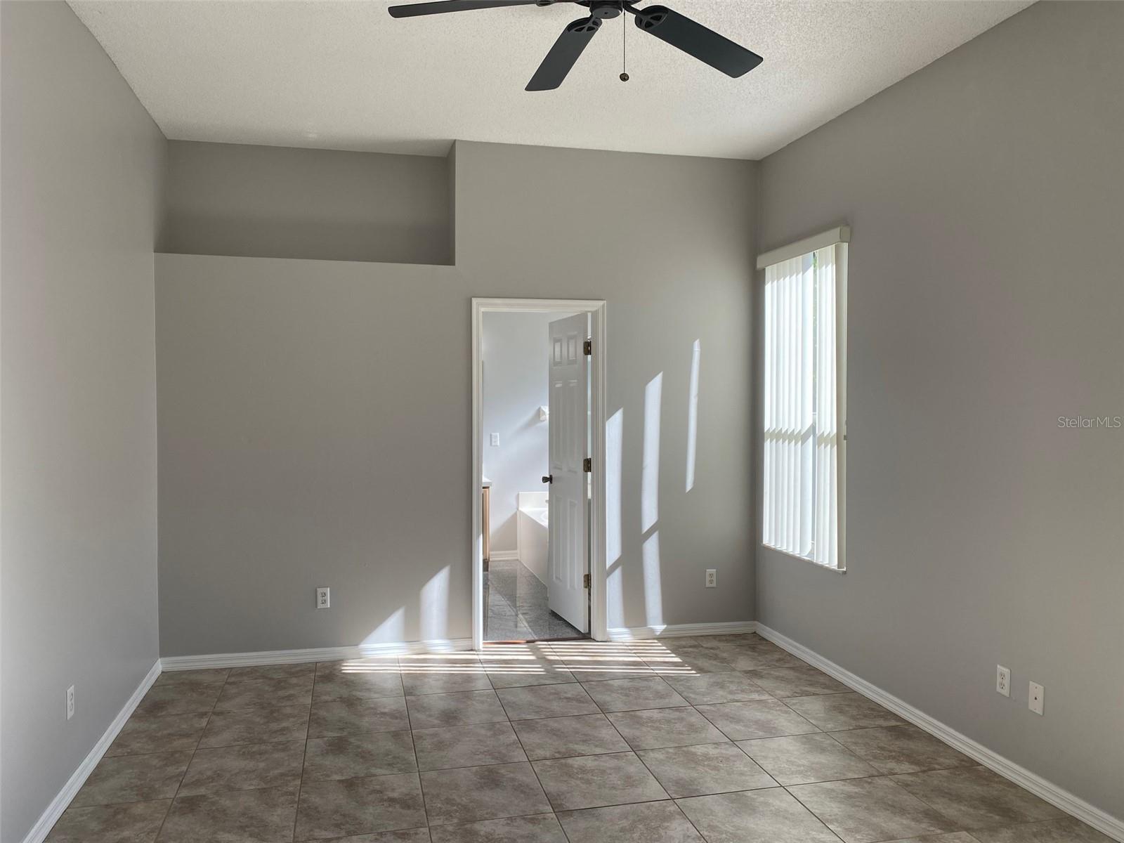 Image 11 of 31 For 805 Magnolia Creek Circle