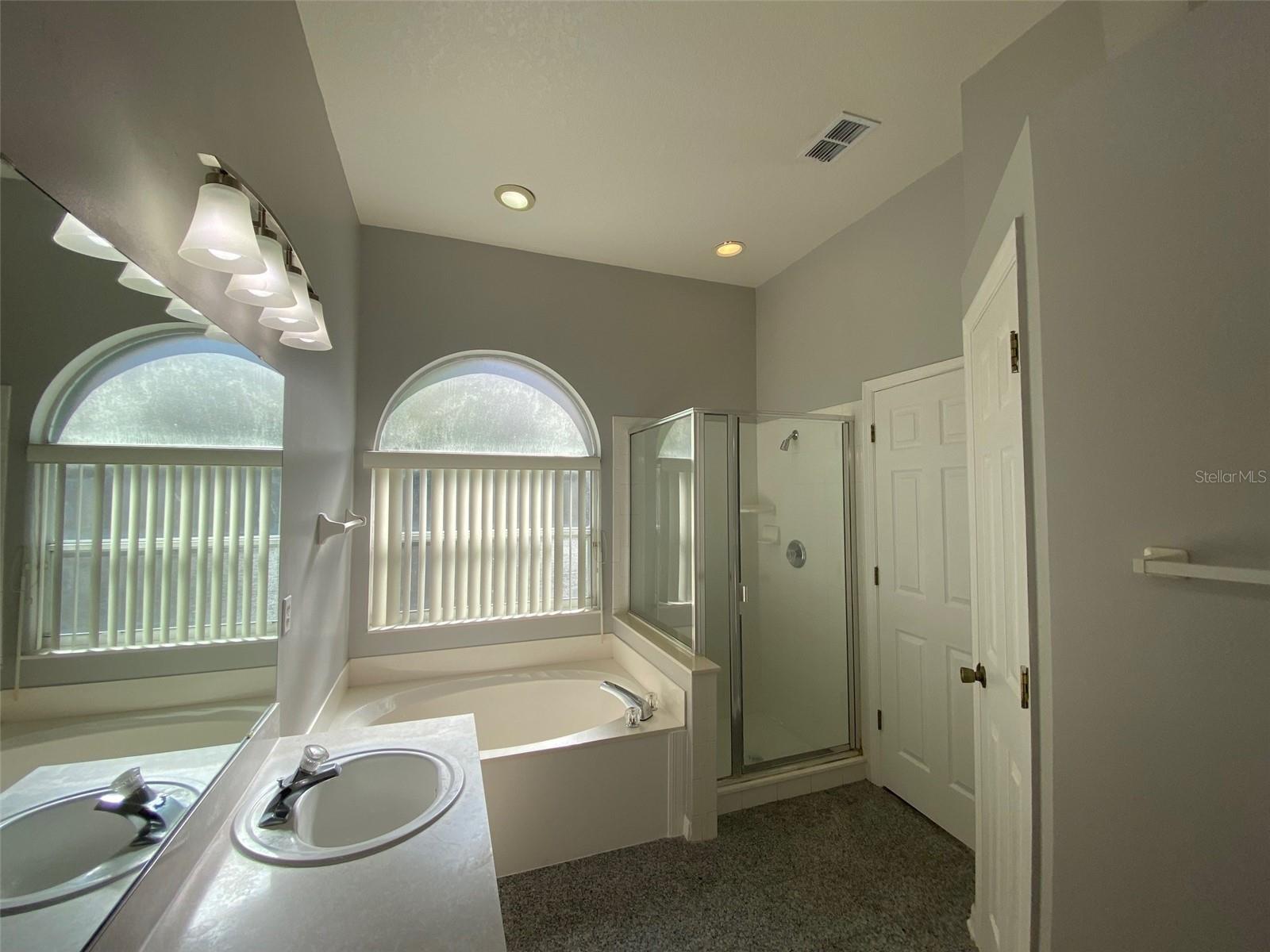 Image 13 of 31 For 805 Magnolia Creek Circle