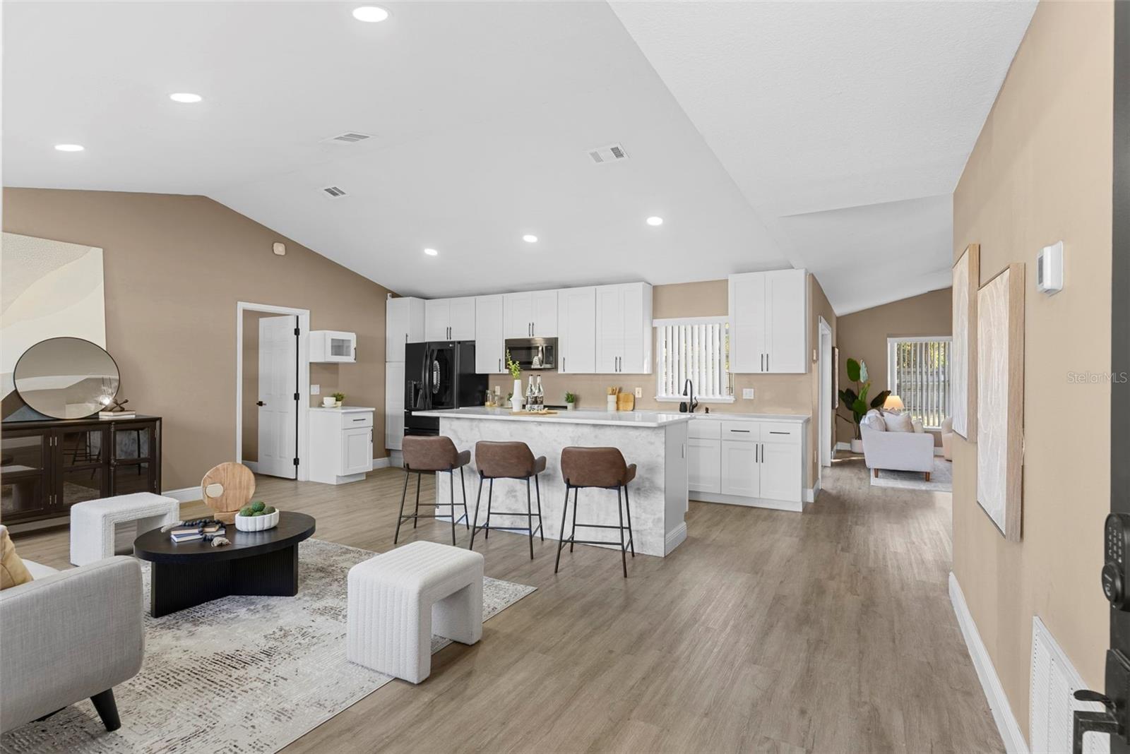 Image 3 of 38 For 2517 Greywall Avenue