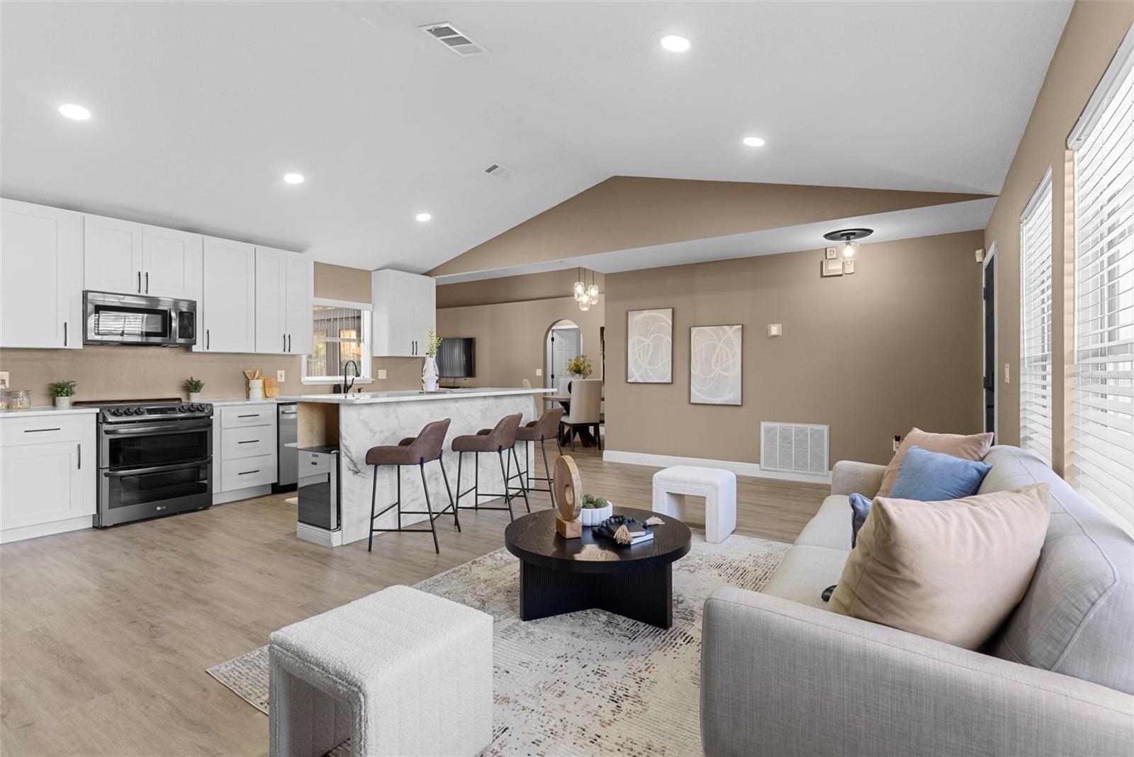 Image 6 of 38 For 2517 Greywall Avenue