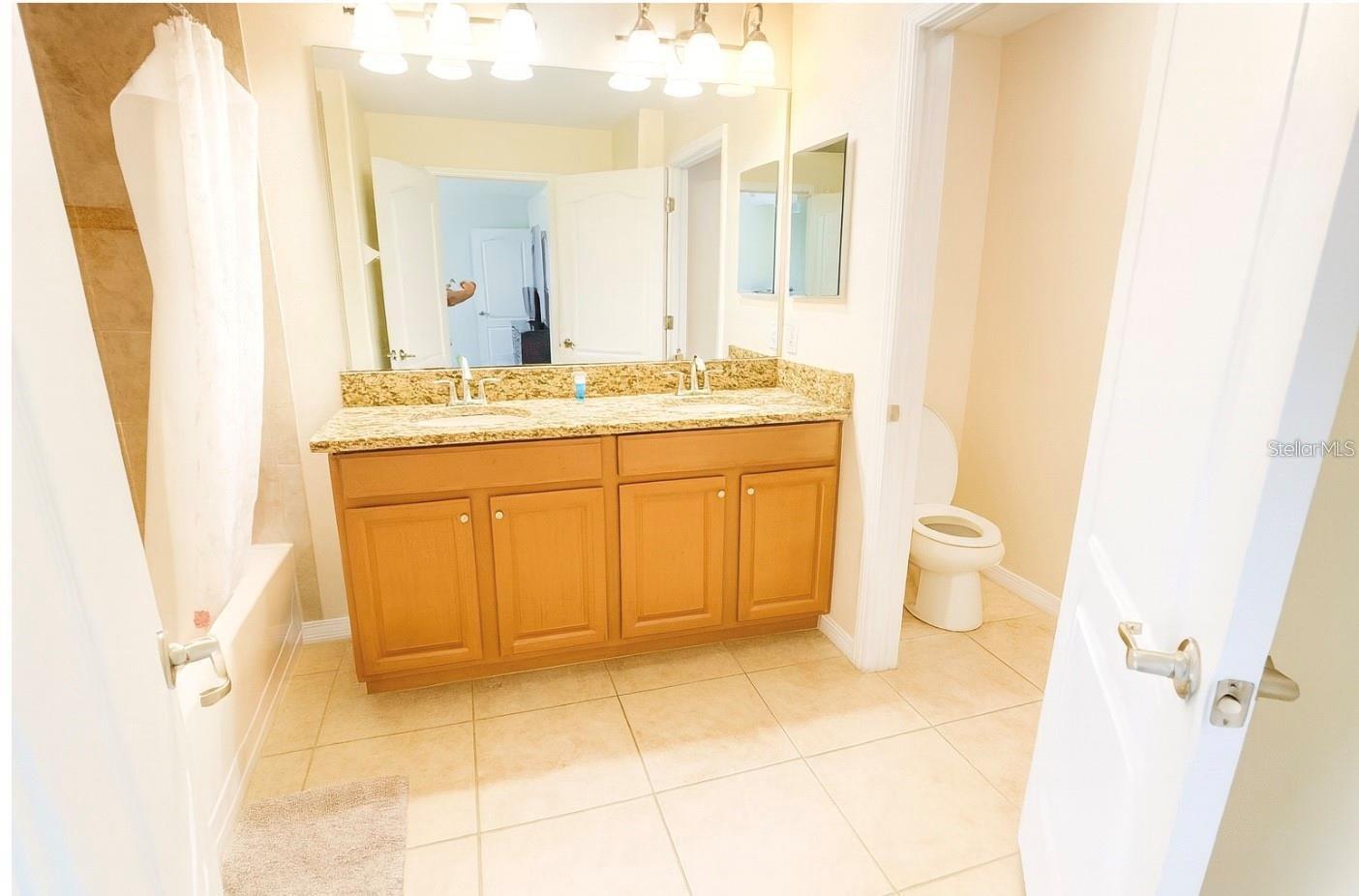 Image 21 of 52 For 8974 California Palm Road