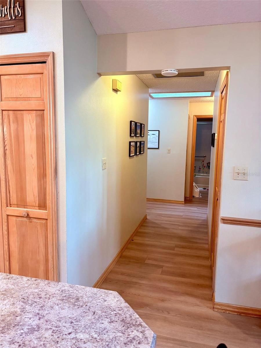 Image 12 of 33 For 3909 Lake Forest Street