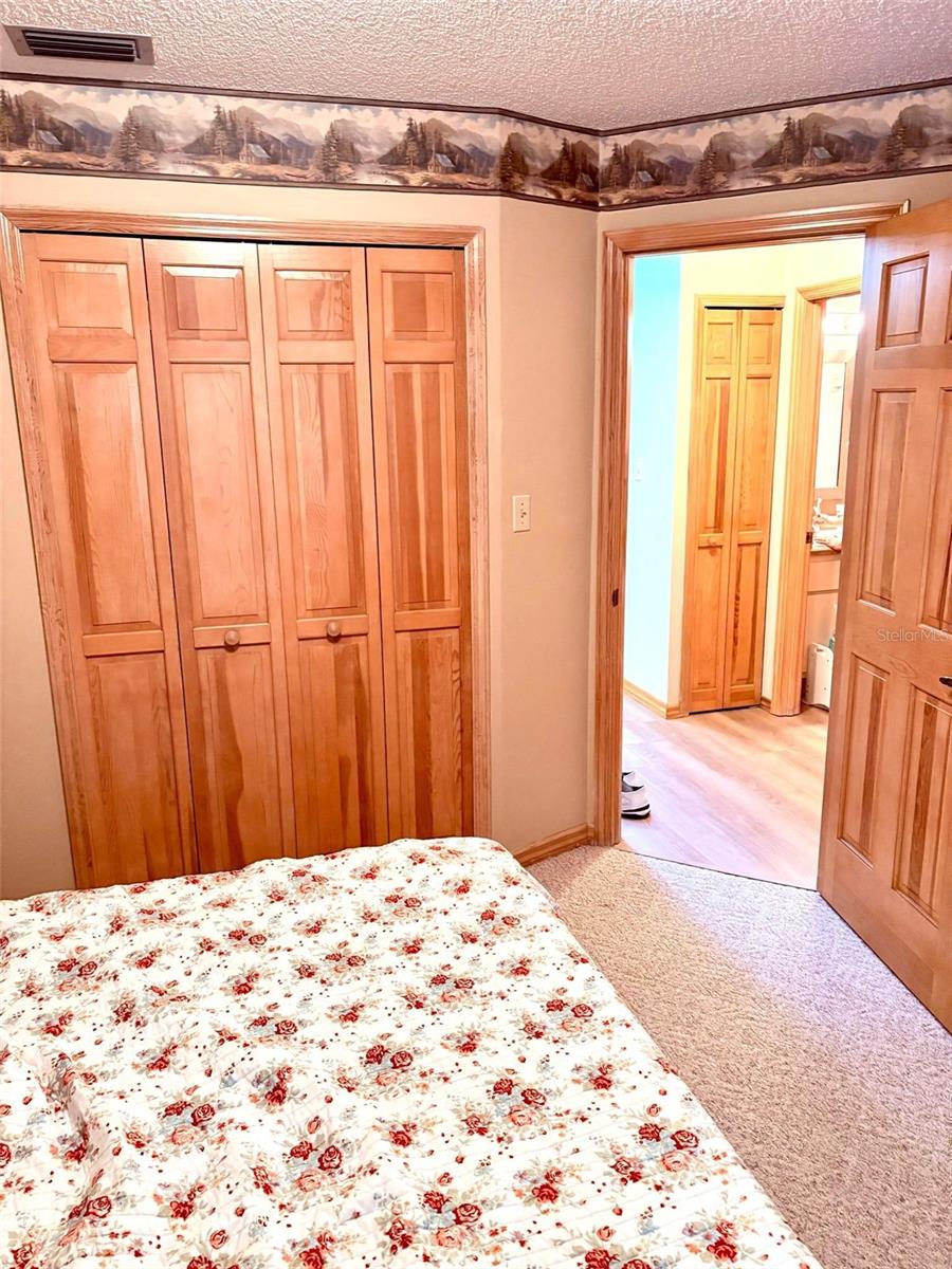 Image 14 of 33 For 3909 Lake Forest Street