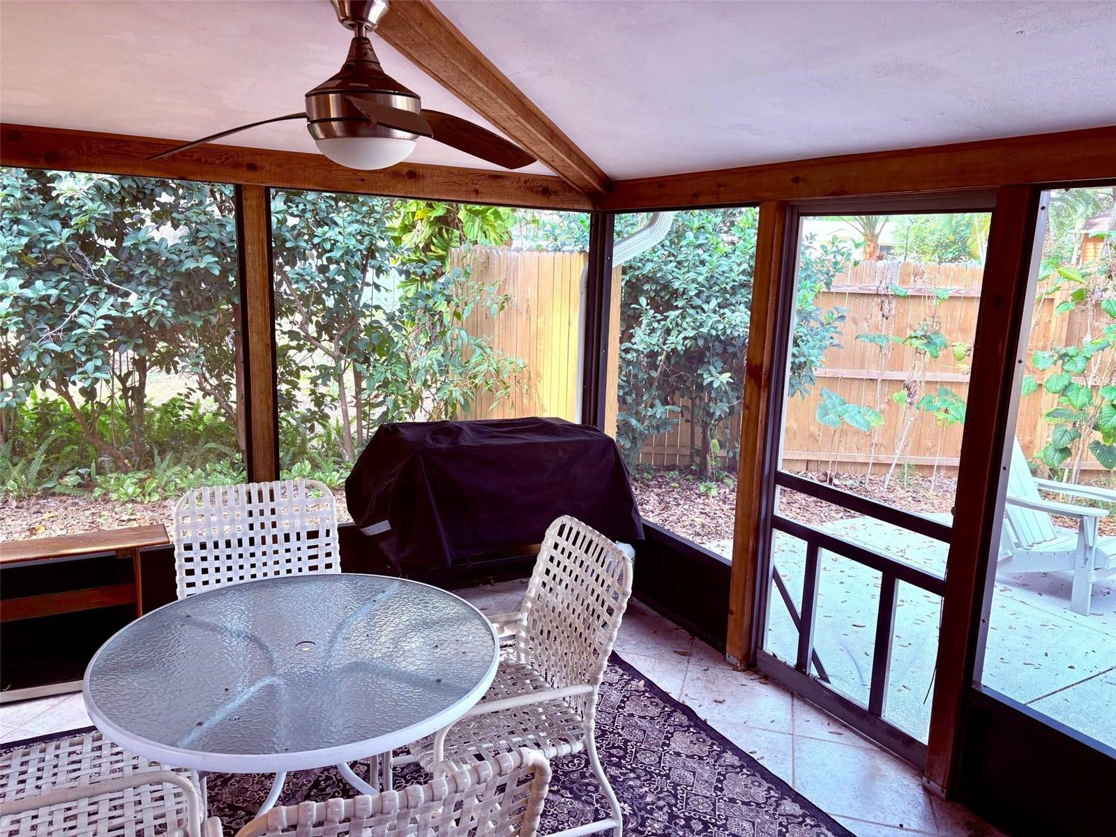 Image 22 of 33 For 3909 Lake Forest Street