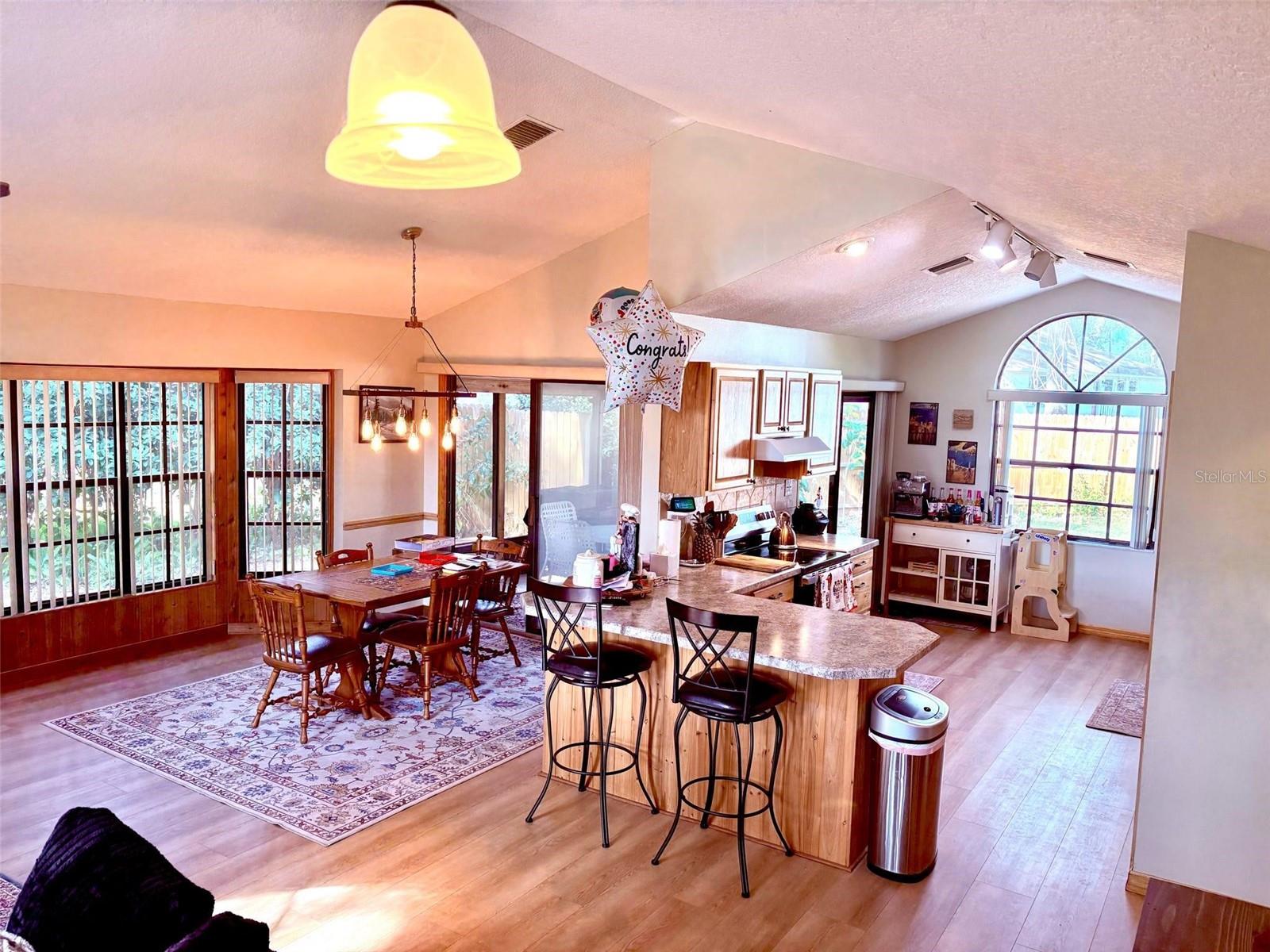 Image 7 of 33 For 3909 Lake Forest Street