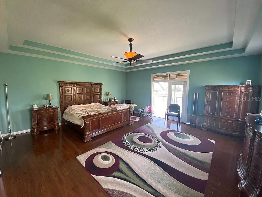 Image 50 of 79 For 10503 Palm Cove Avenue