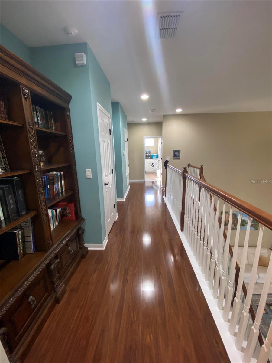 Image 51 of 79 For 10503 Palm Cove Avenue