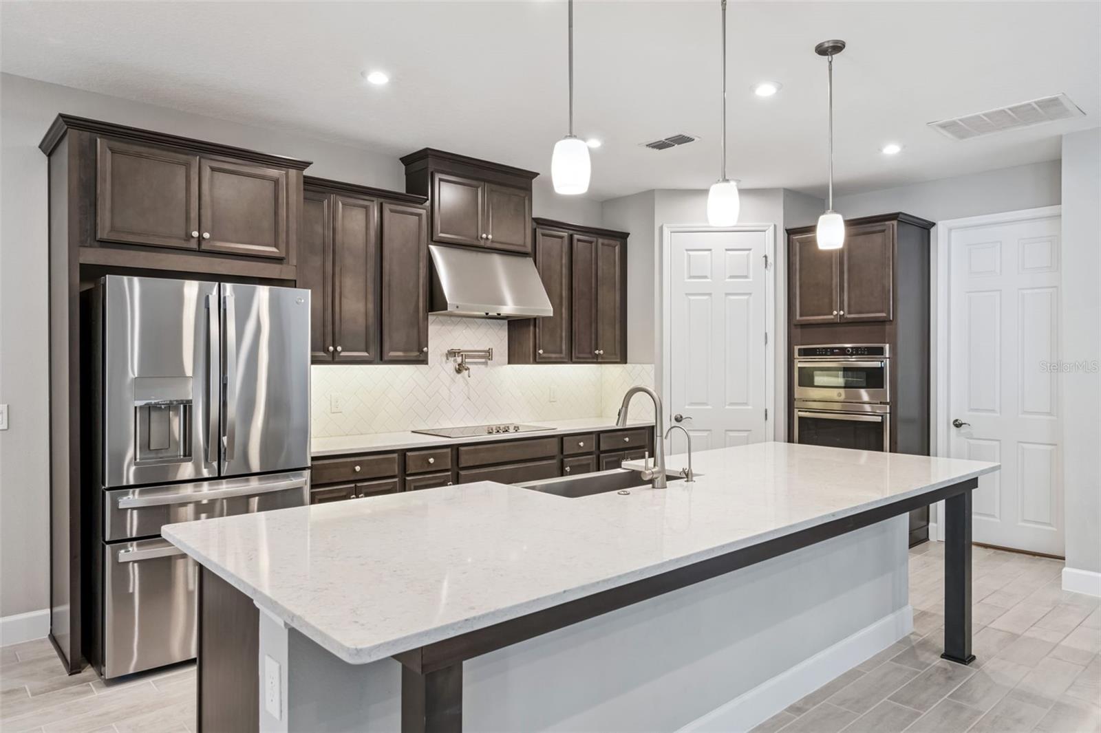 Image 15 of 63 For 3351 Current Avenue