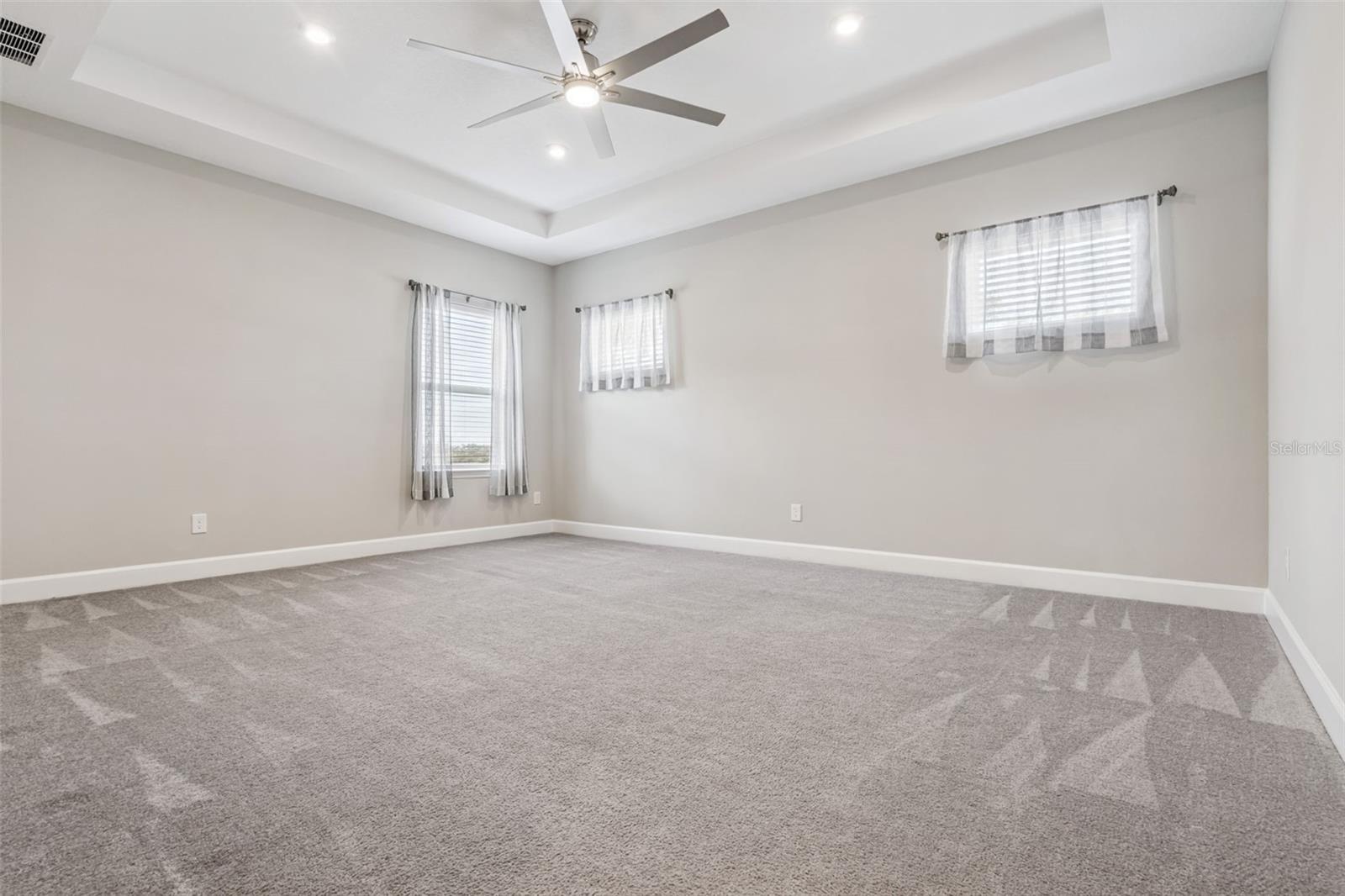 Image 27 of 63 For 3351 Current Avenue