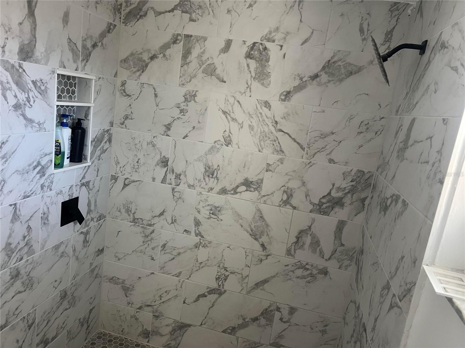 Image 12 of 22 For 1736 Colorado Avenue Ne