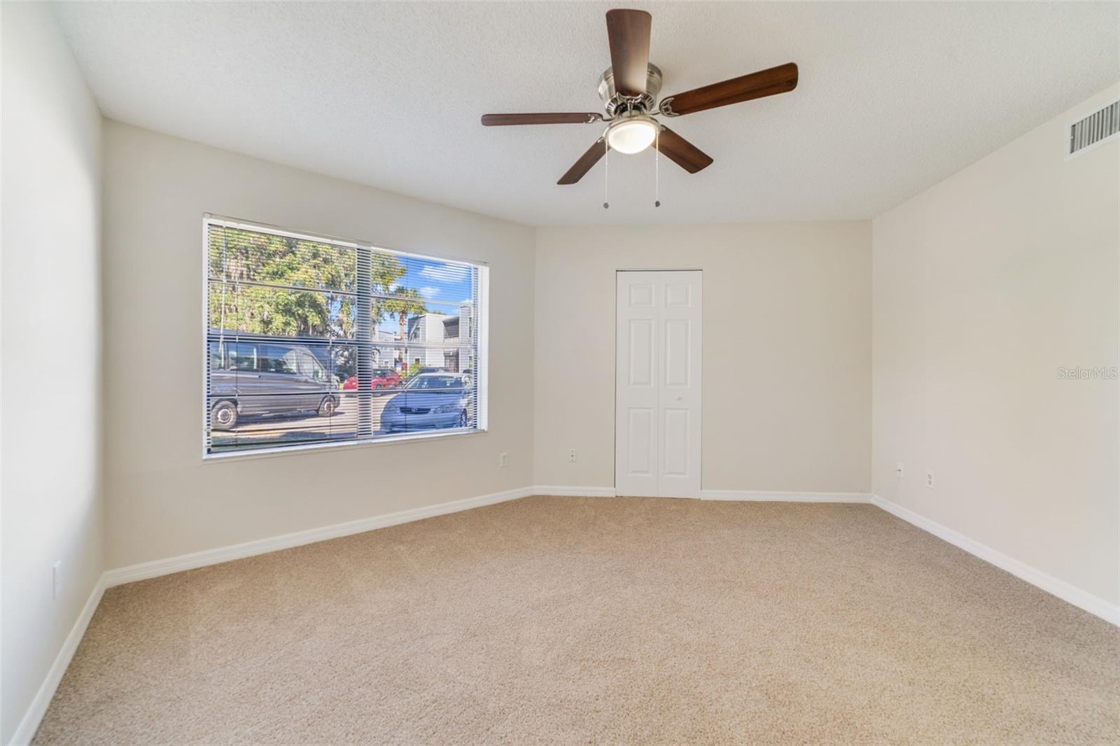 Image 7 of 16 For 3908 Atrium Drive L5