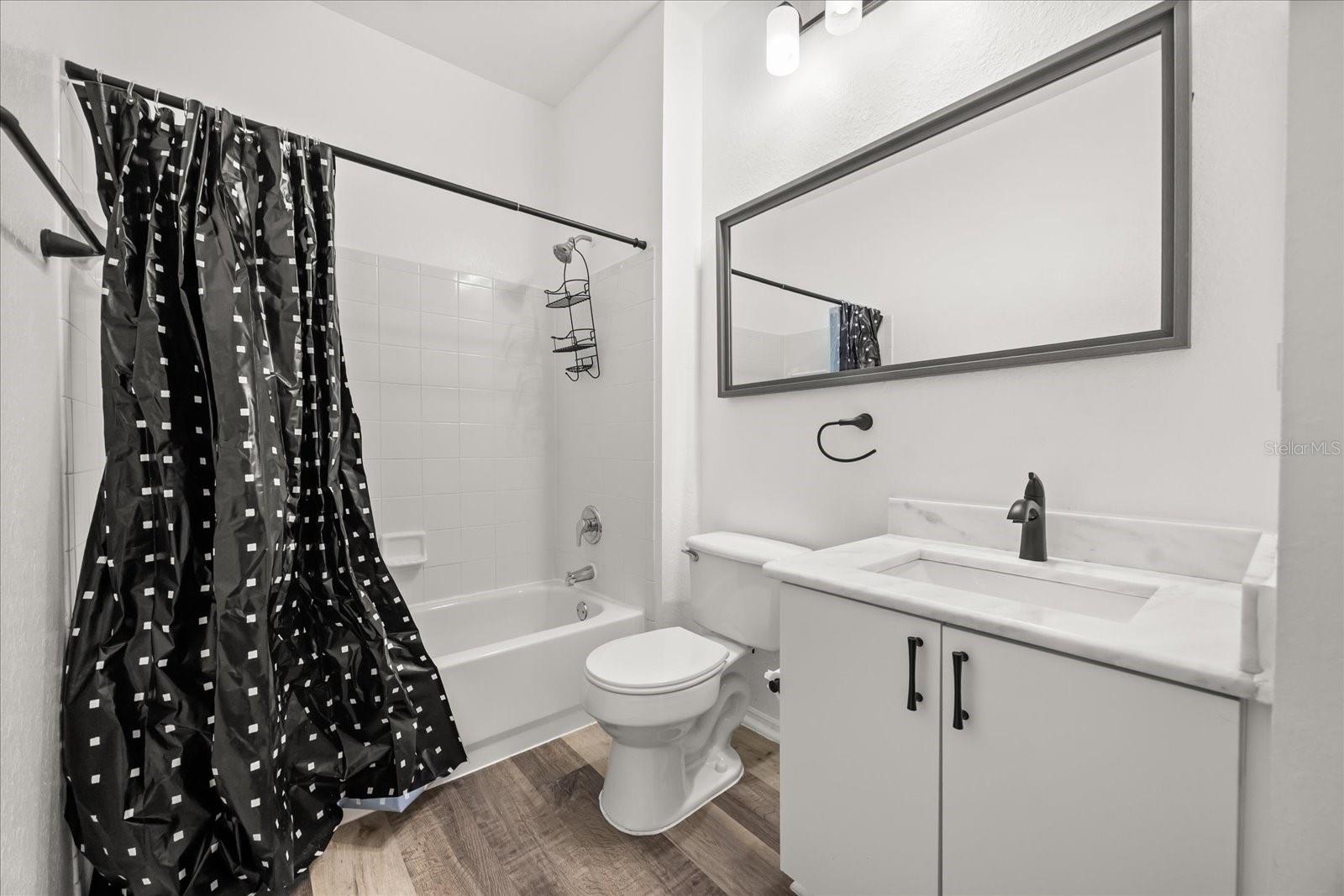 Image 21 of 29 For 126 Vista Verdi Circle 236