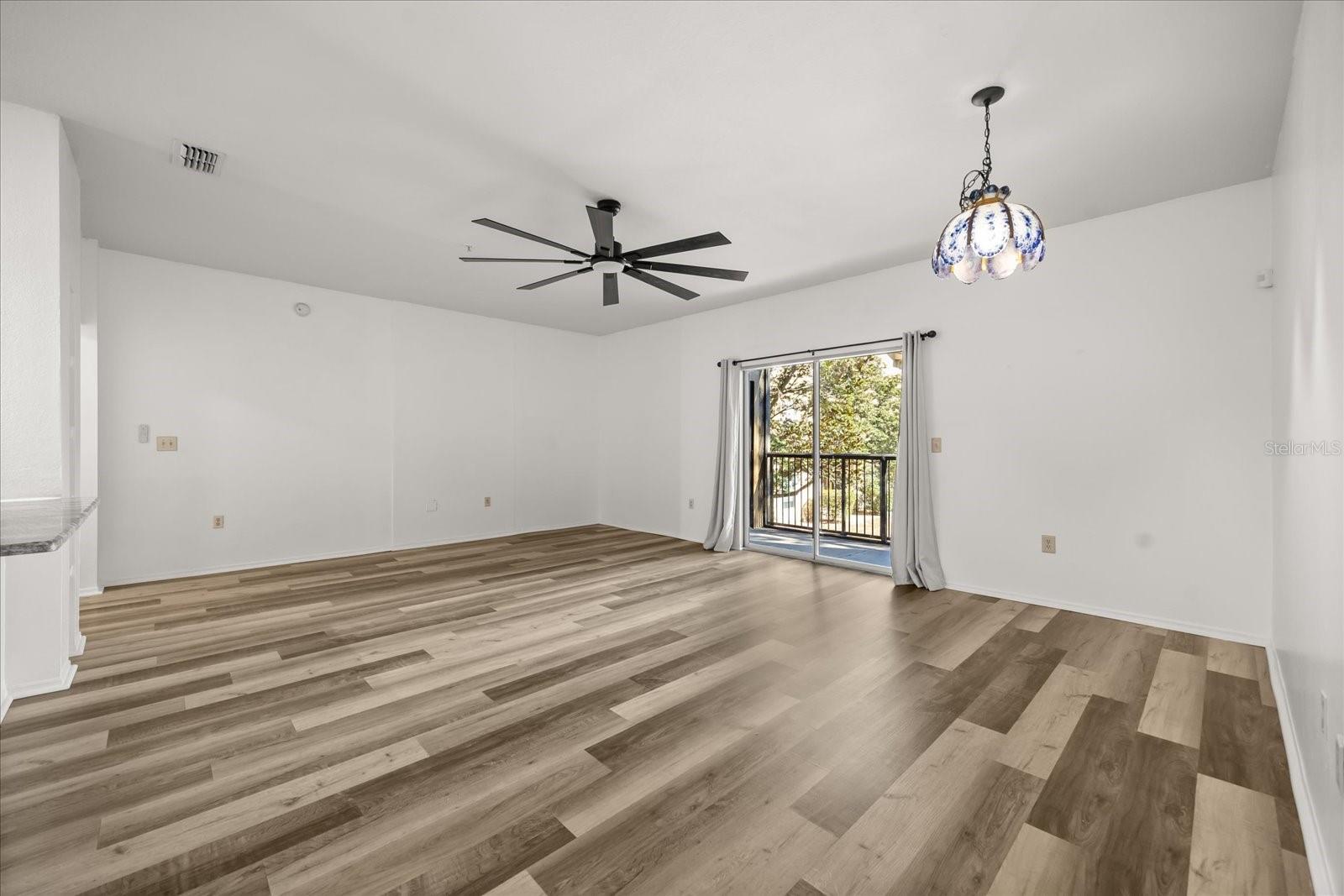 Image 7 of 29 For 126 Vista Verdi Circle 236