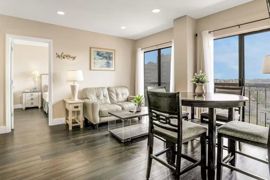 Image 6 of 32 For 6165 Carrier Drive 3604