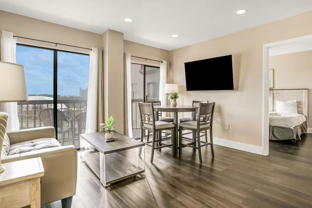 Image 8 of 32 For 6165 Carrier Drive 3604