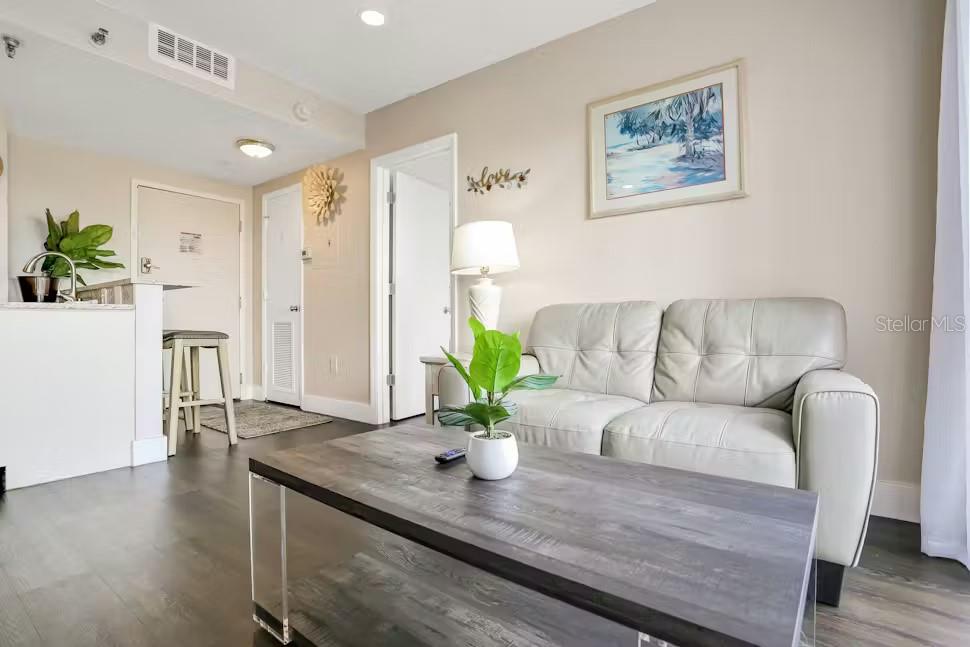 Image 9 of 32 For 6165 Carrier Drive 3604