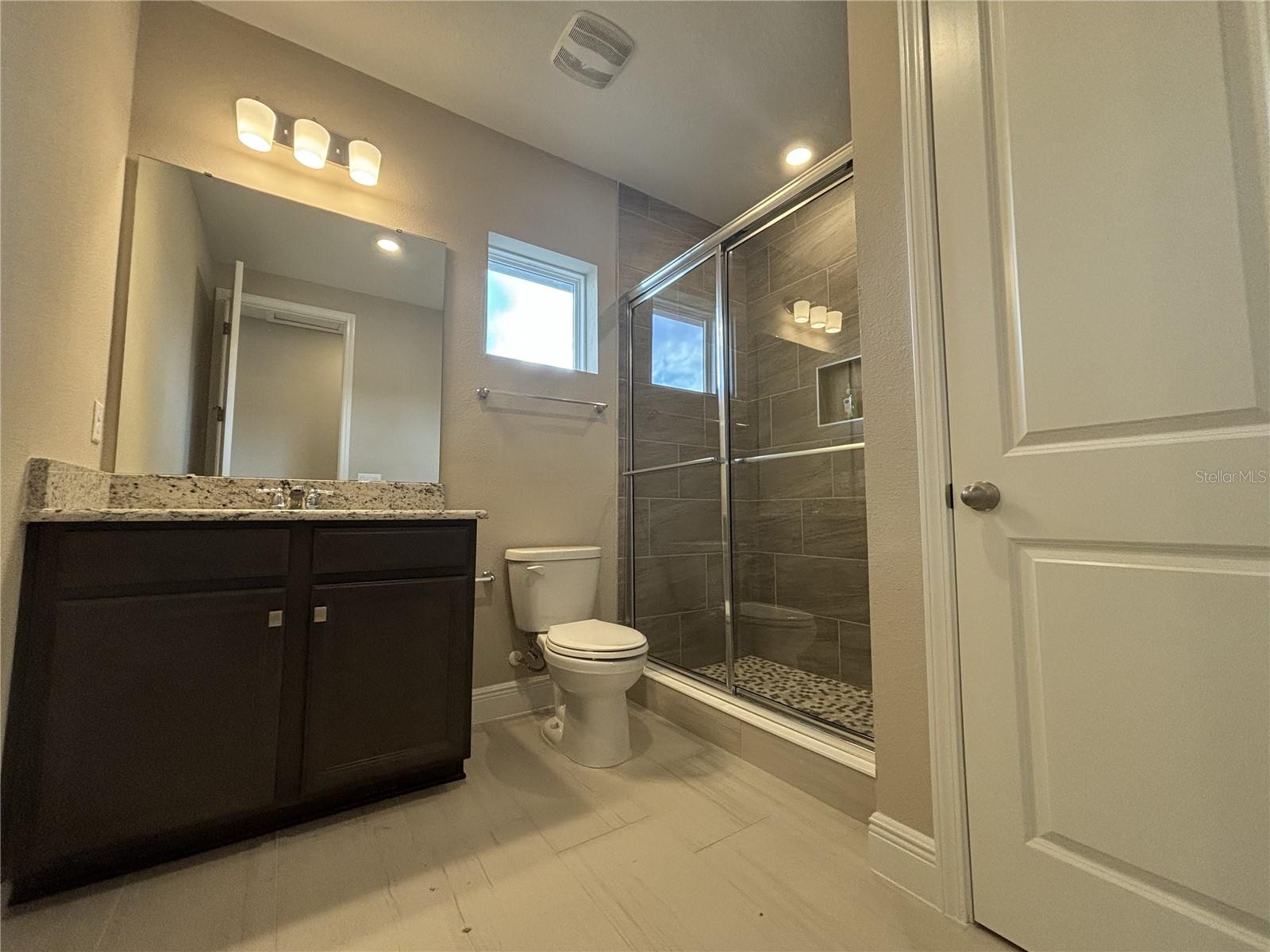 Image 12 of 12 For 13177 Markowitz Alley