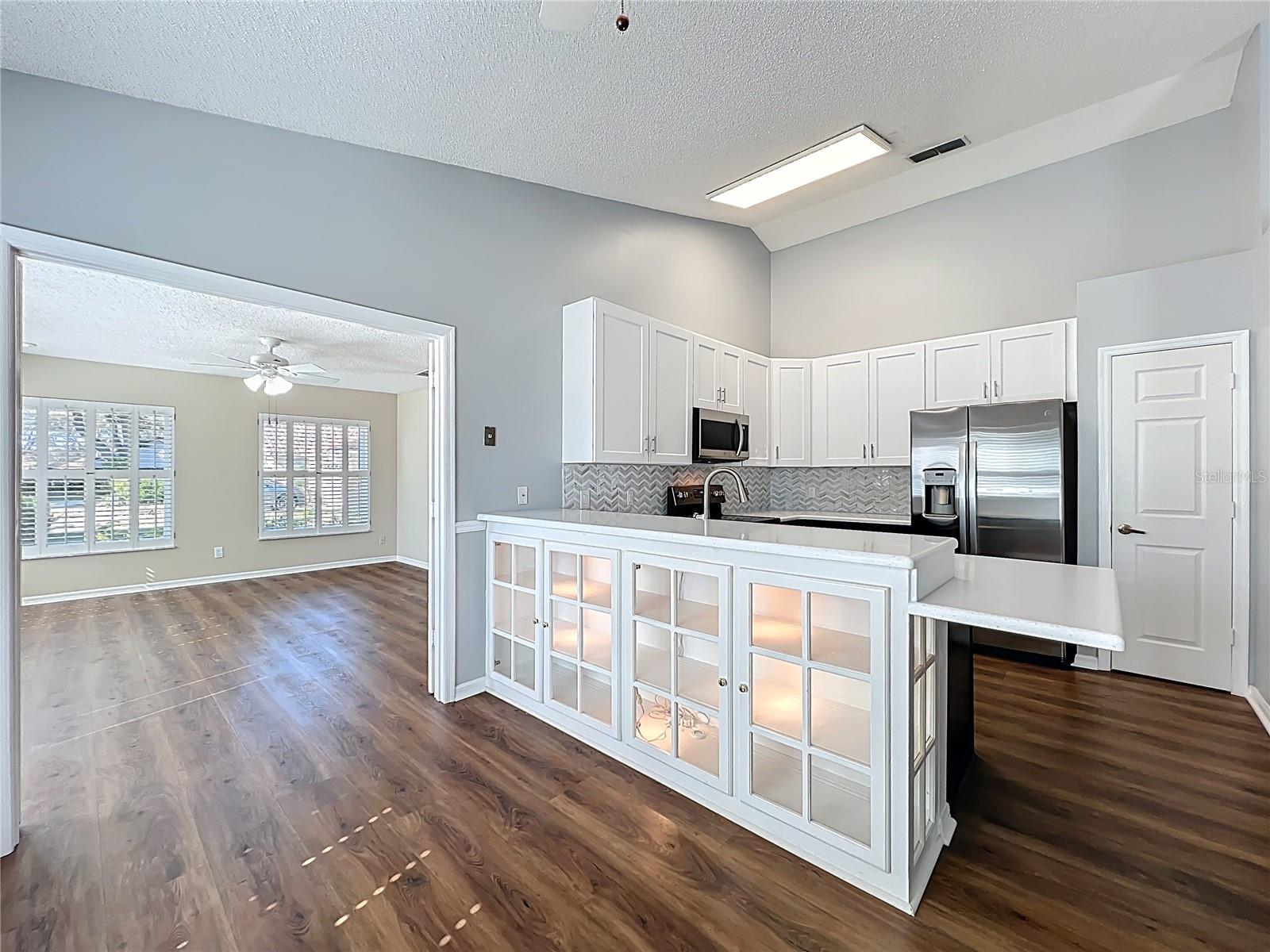 Image 11 of 43 For 630 Via Milano