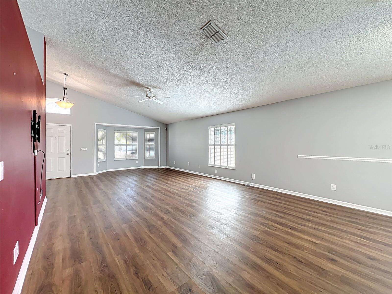 Image 21 of 43 For 630 Via Milano