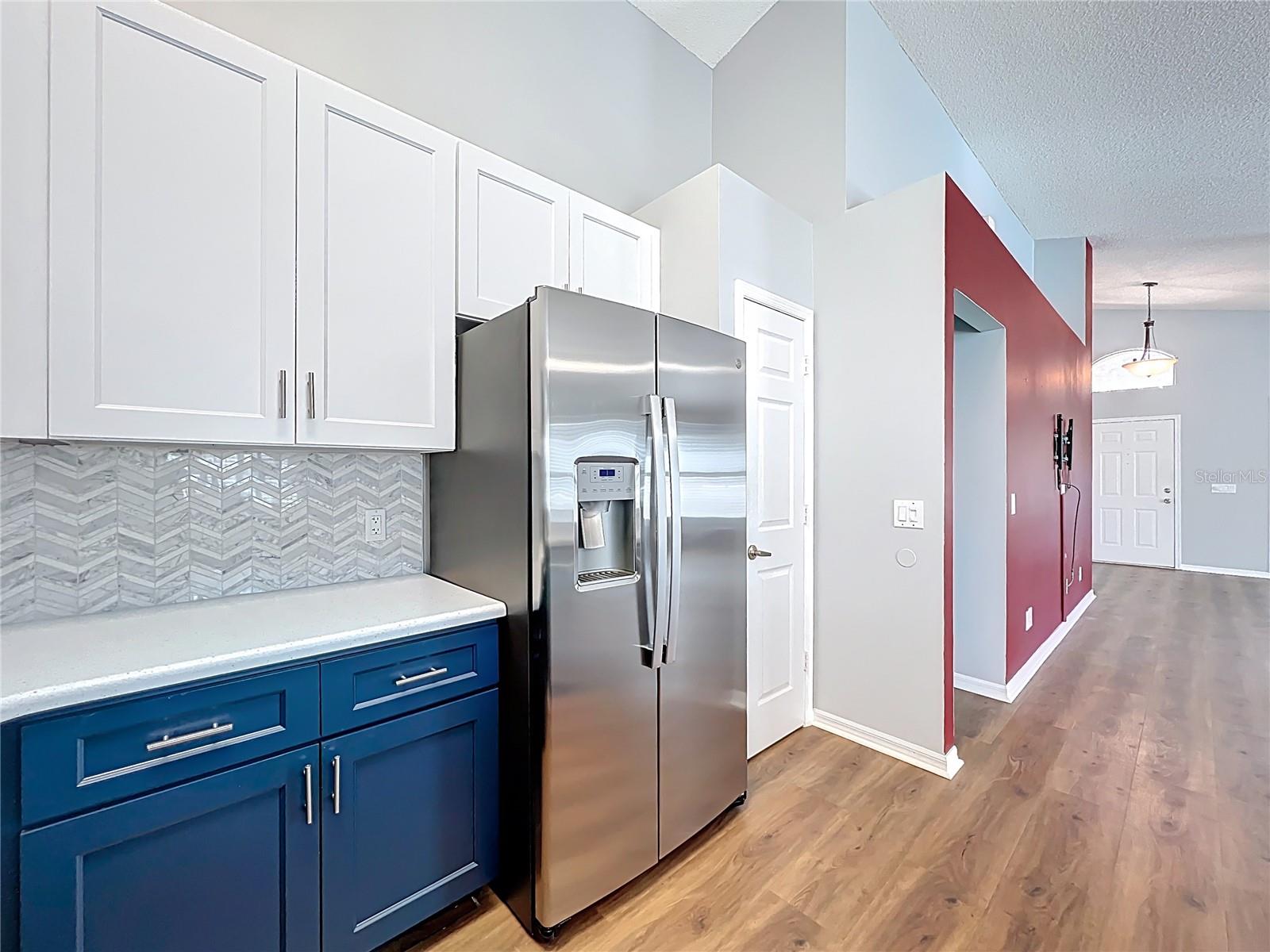 Image 22 of 43 For 630 Via Milano