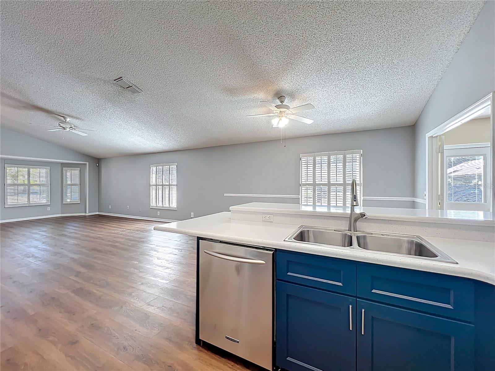 Image 23 of 43 For 630 Via Milano