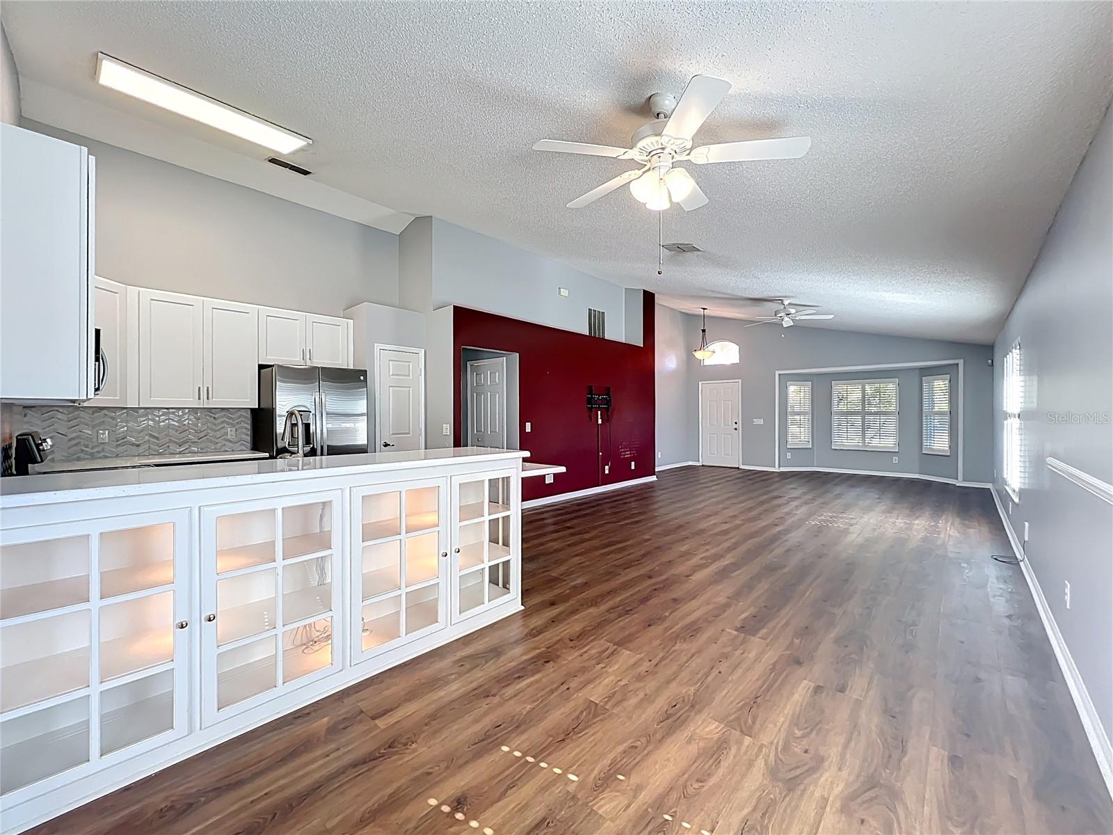 Image 24 of 43 For 630 Via Milano