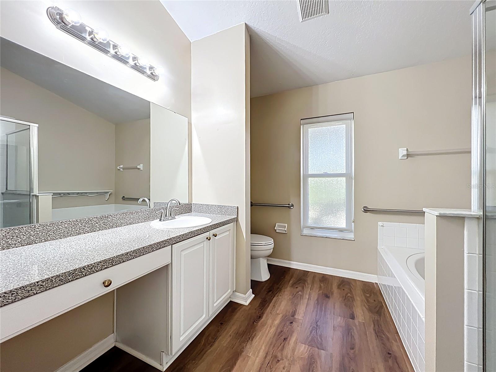 Image 30 of 43 For 630 Via Milano