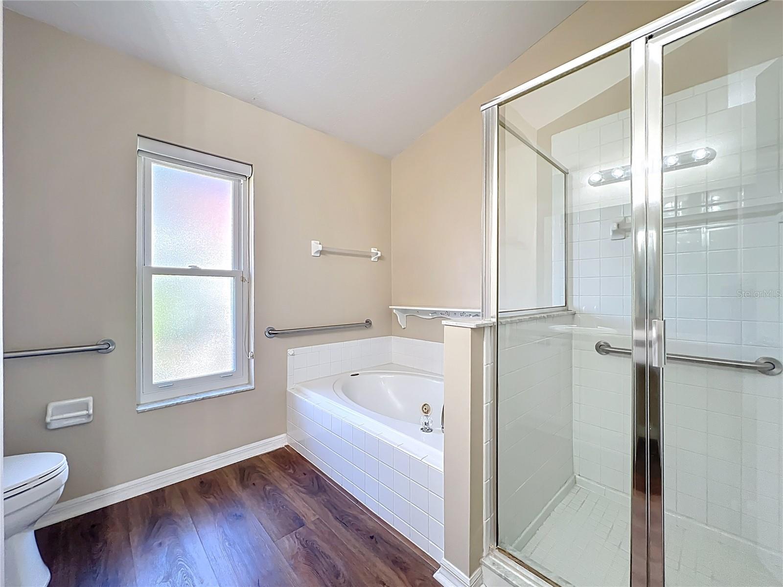 Image 31 of 43 For 630 Via Milano