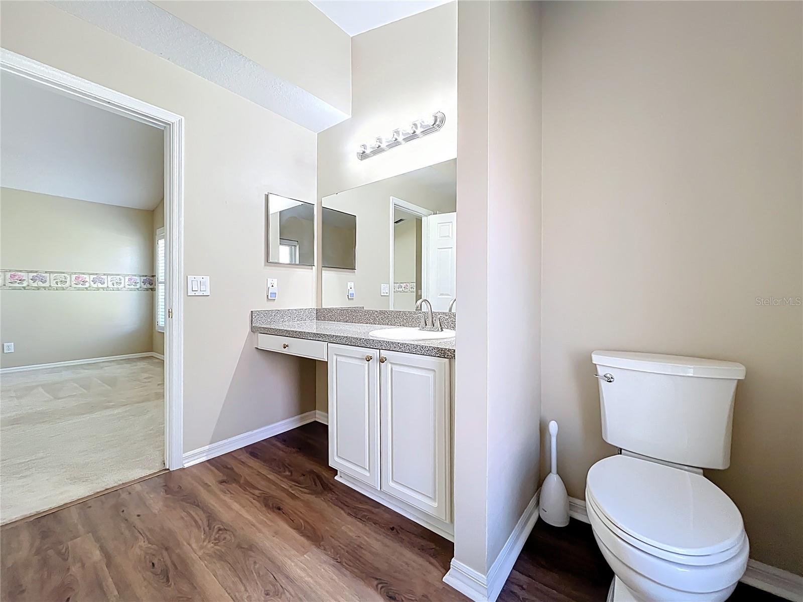 Image 33 of 43 For 630 Via Milano