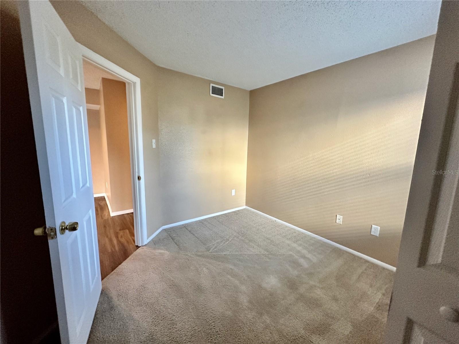 Image 11 of 19 For 3700 Idlebrook Circle 110