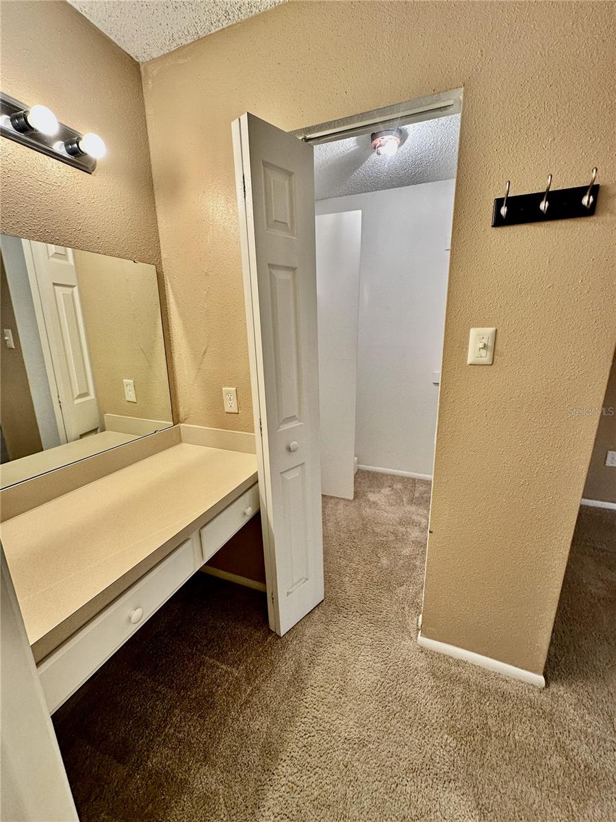 Image 14 of 19 For 3700 Idlebrook Circle 110