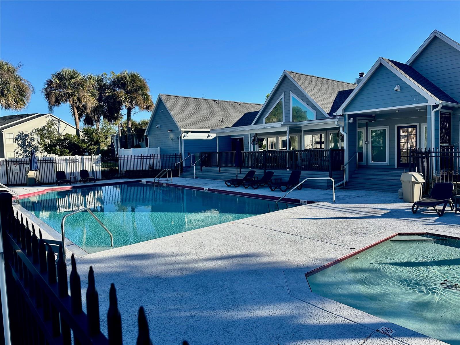 Image 17 of 19 For 3700 Idlebrook Circle 110