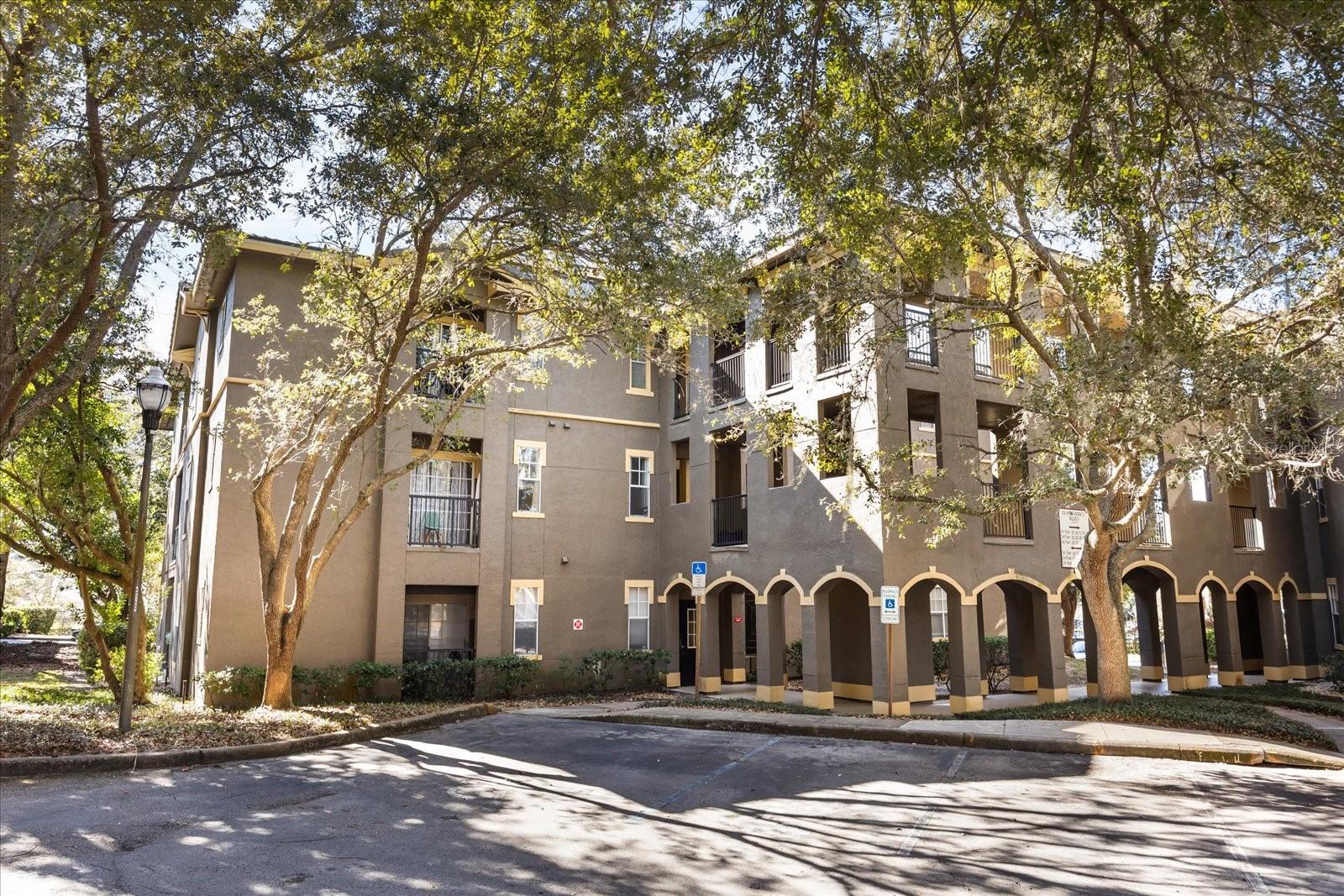 Image 24 of 27 For 126 Vista Verdi Circle 236