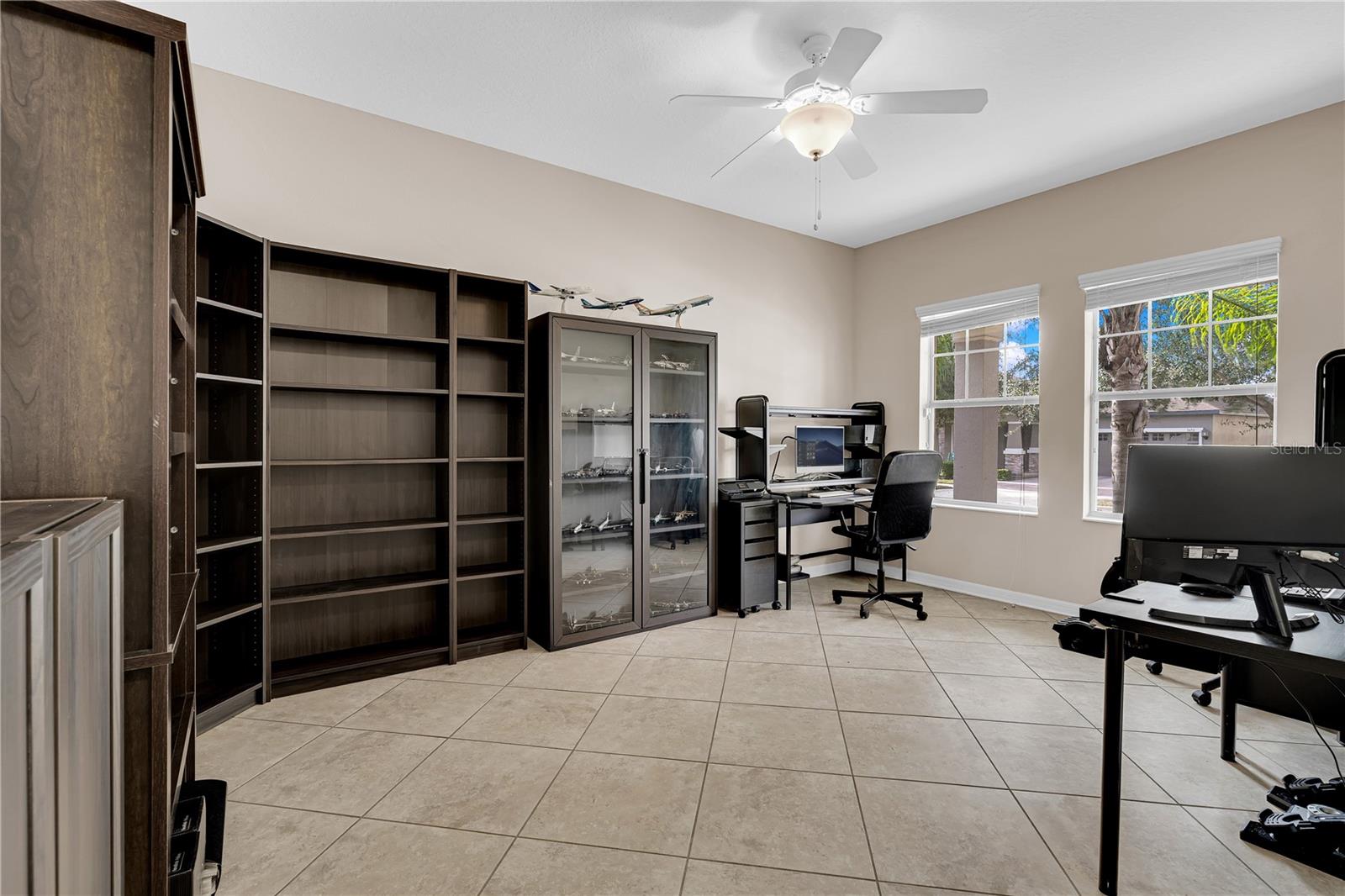 Image 4 of 46 For 7451 Fairgrove Avenue