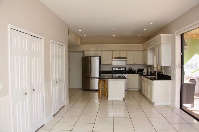 Image 8 of 47 For 7740 Belvoir Drive