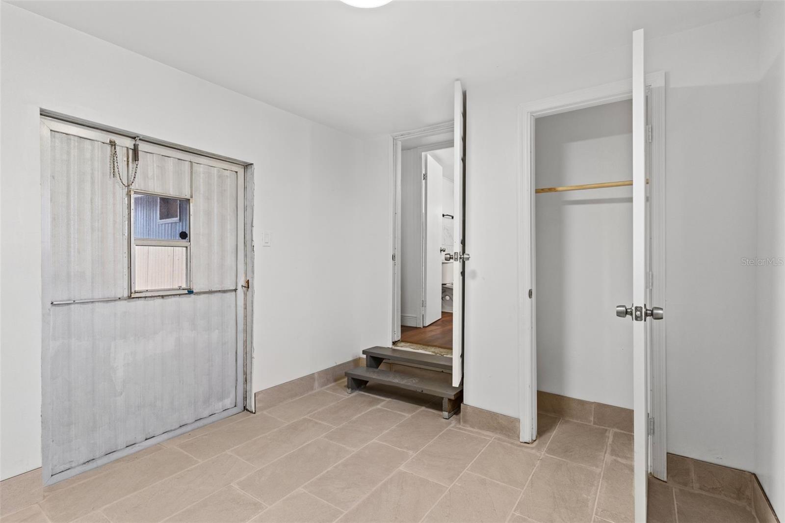 Image 7 of 11 For 171 Casebier Street 171