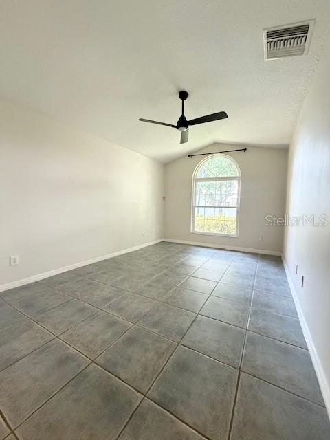 Image 22 of 46 For 10936 Dearden Circle